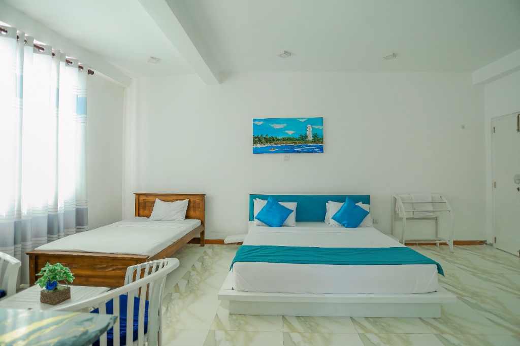 Pool View Rooms at Sunset Sands Hotel